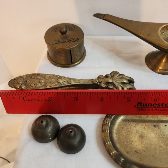 Vintage Brass Office Decor Lot – Stamp Roll, Genie Lamp, Tray & More - Picture 10 of 12